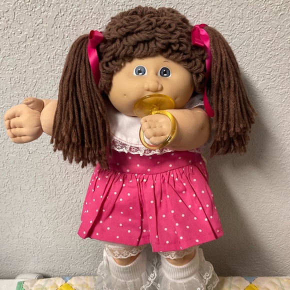 VTG Second Edition Cabbage Patch Kid Girl With Pacifier RARE Gray Eyes - Picture 3 of 11